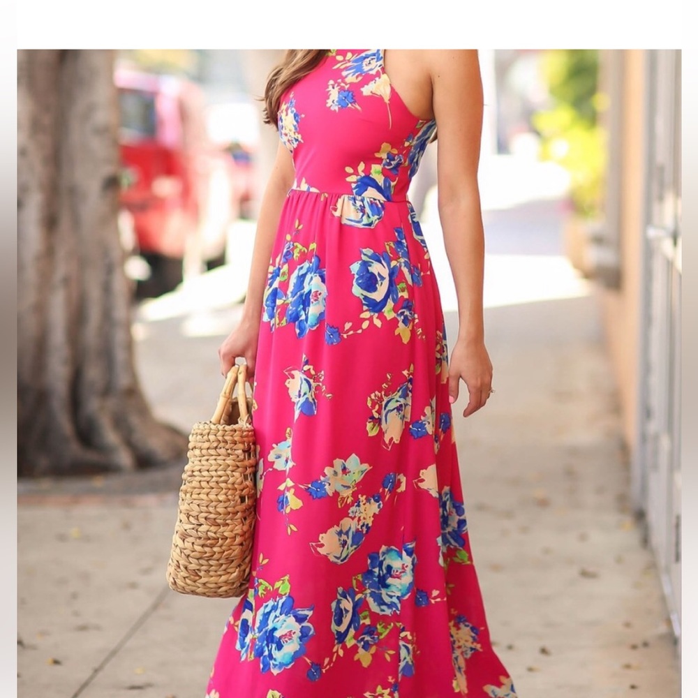 Everly. Floral/bright pink. Long/floor length. Size:small/medium